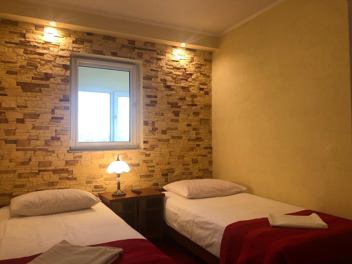 Hotel Sekwana Częstochowa Exteriör bild
